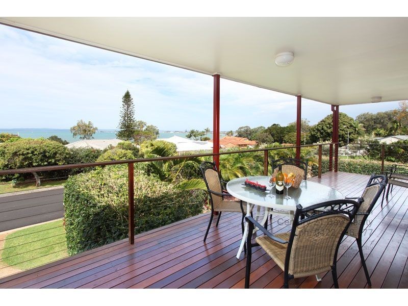 32 Clearwater Street, Ormiston QLD 4160