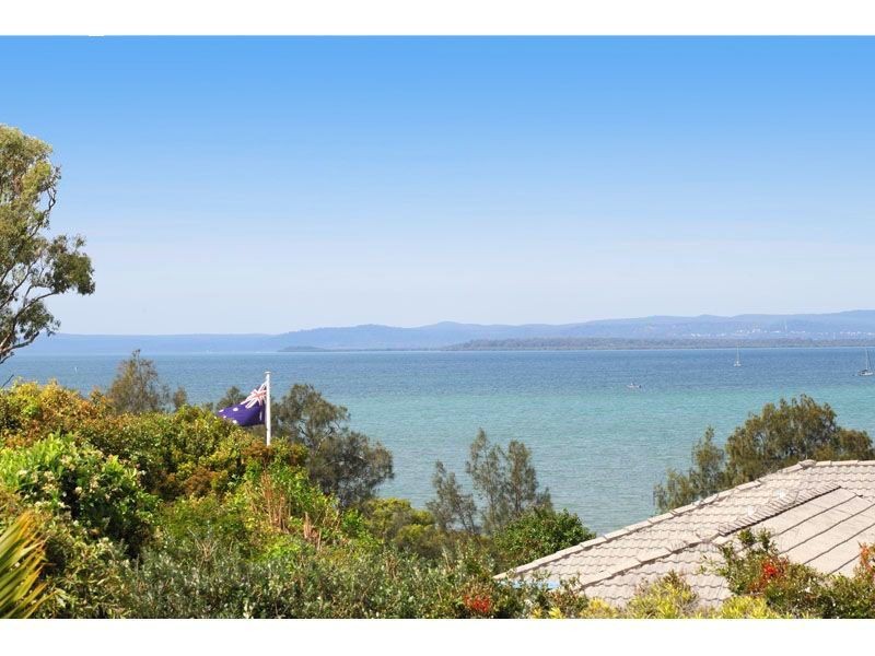 32 Clearwater Street, Ormiston QLD 4160