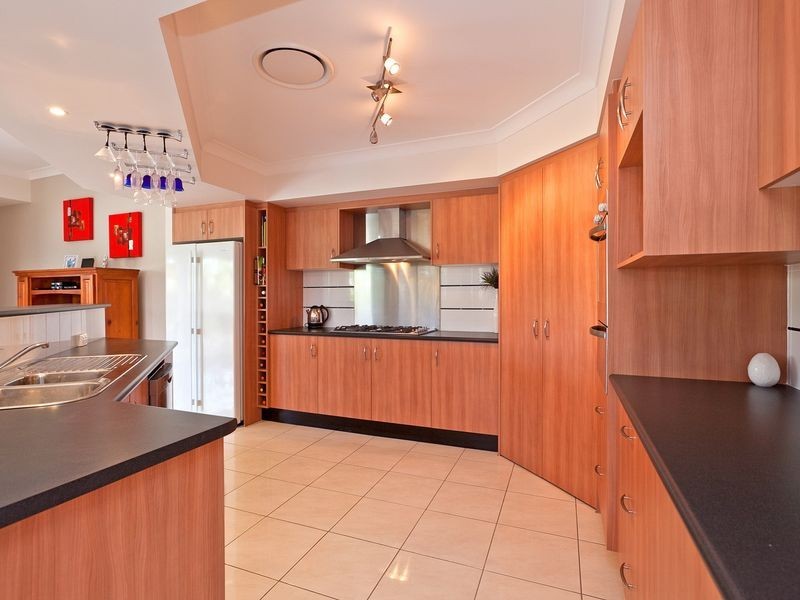 4 Caldwell Close, Thornlands QLD 4164