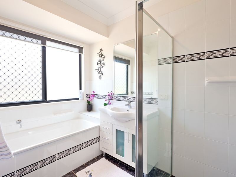 4 Caldwell Close, Thornlands QLD 4164