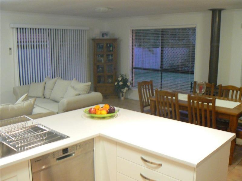 13 Jacaranda Street, Ormiston QLD 4160