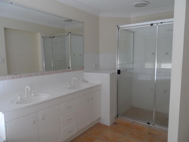 35 Grevillea Street, Ormiston QLD 4160