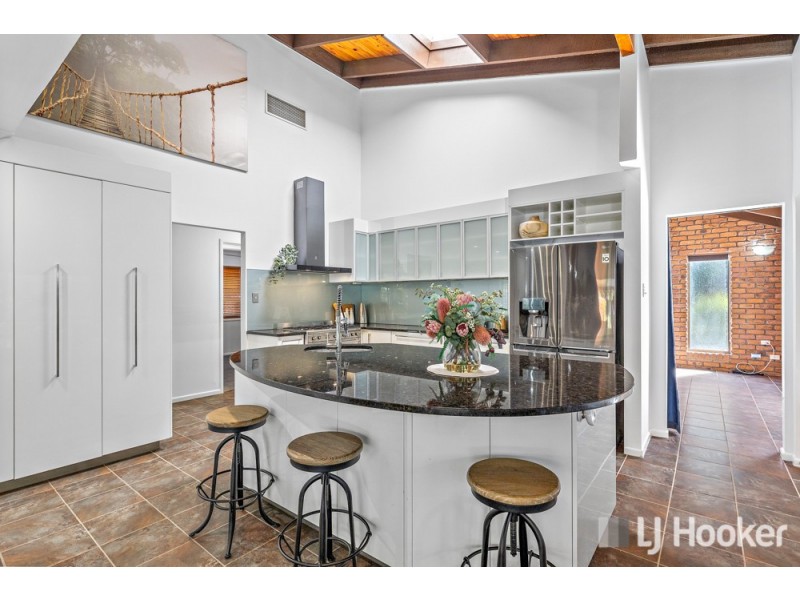 13 Bailey Road, Birkdale QLD 4159