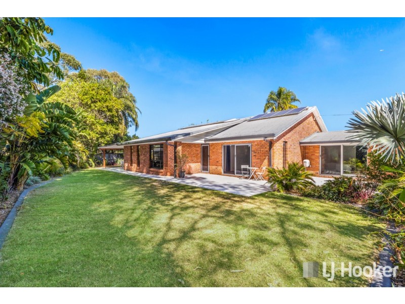 13 Bailey Road, Birkdale QLD 4159