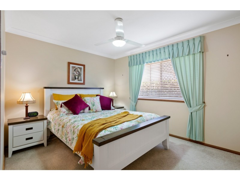 9 Rustic Court, Redland Bay QLD 4165