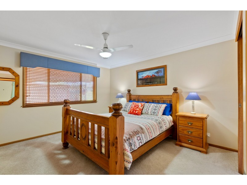 9 Rustic Court, Redland Bay QLD 4165
