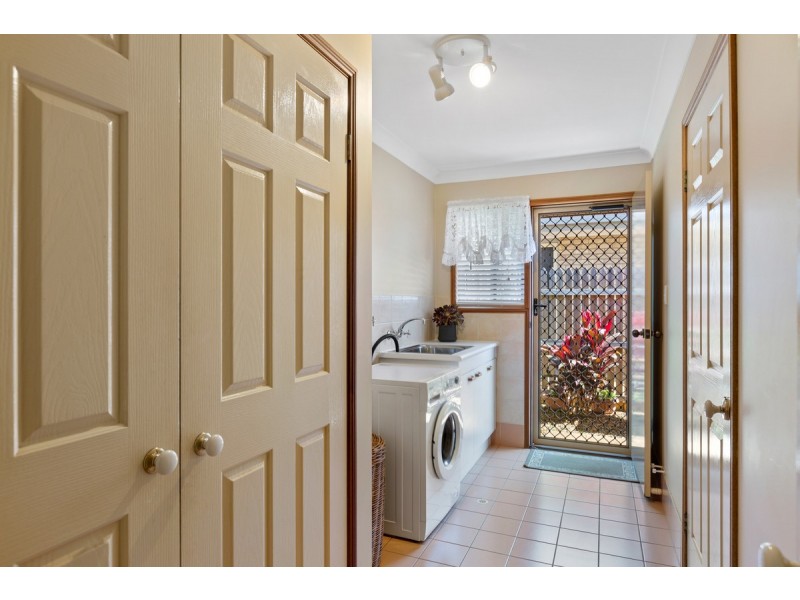 9 Rustic Court, Redland Bay QLD 4165