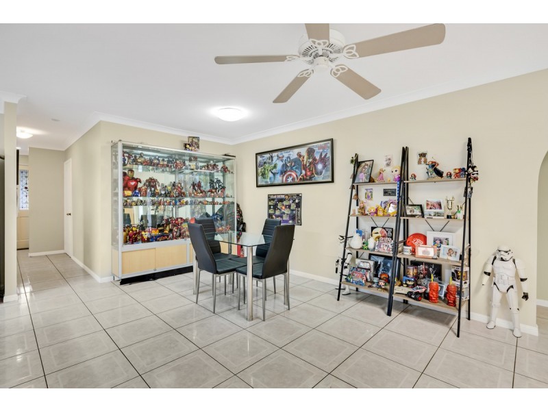 11 Pecan Court, Birkdale QLD 4159