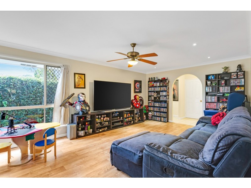 11 Pecan Court, Birkdale QLD 4159