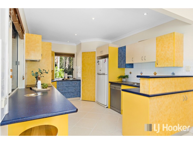 294 Greencamp Road, Wakerley QLD 4154