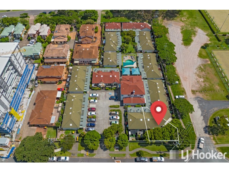 8 & 9/158 Middle Street, Cleveland QLD 4163