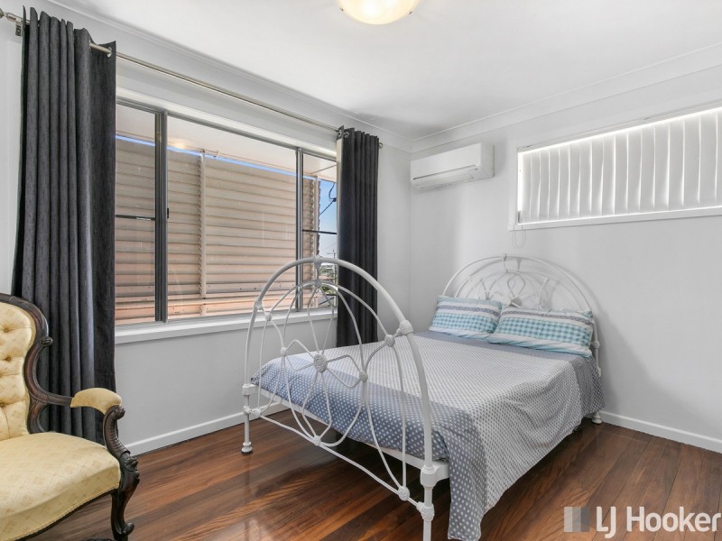 12 Valentia Street, Mansfield QLD 4122