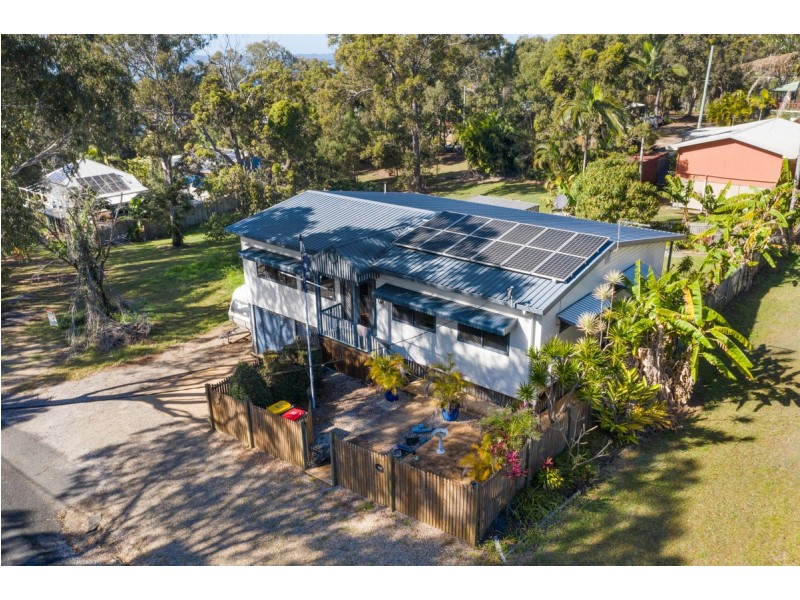 28 Leanne Street, Macleay Island QLD 4184