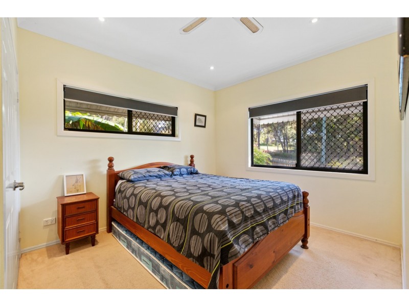 28 Leanne Street, Macleay Island QLD 4184