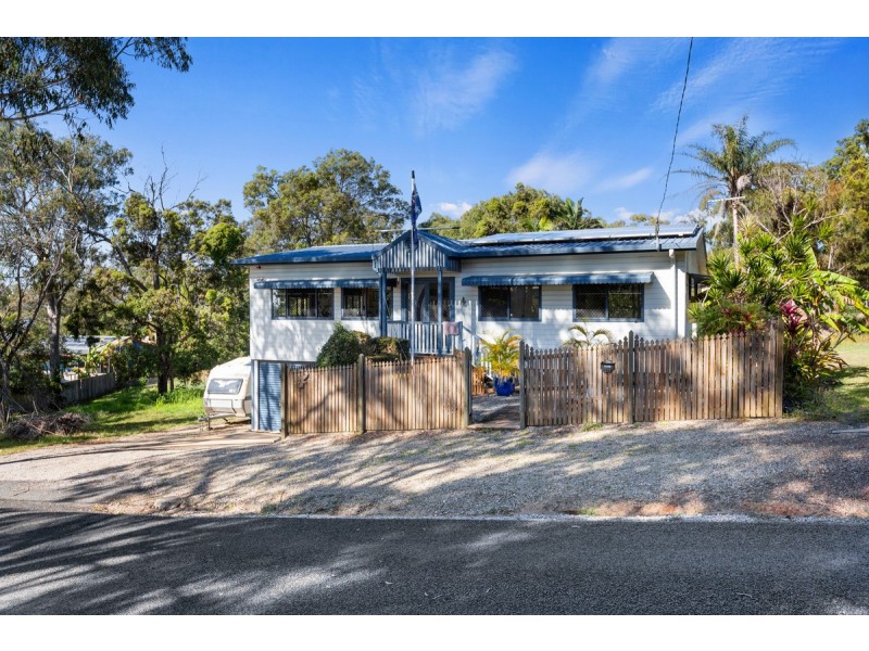 28 Leanne Street, Macleay Island QLD 4184