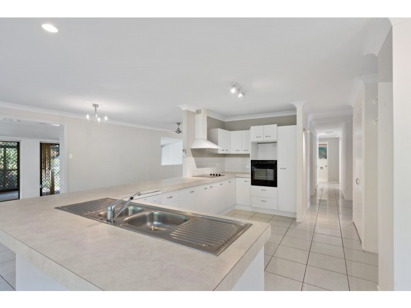 3 Benjamin Court, Cleveland QLD 4163