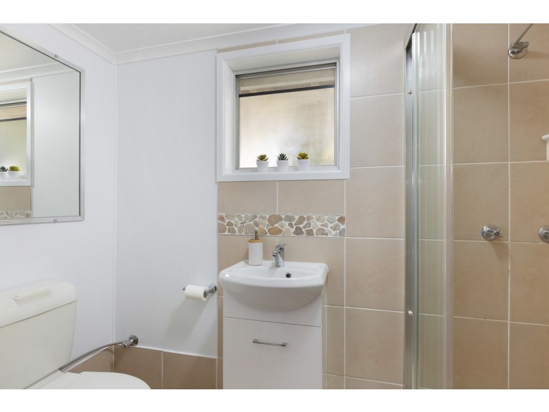 32 Menkira Street, Mansfield QLD 4122