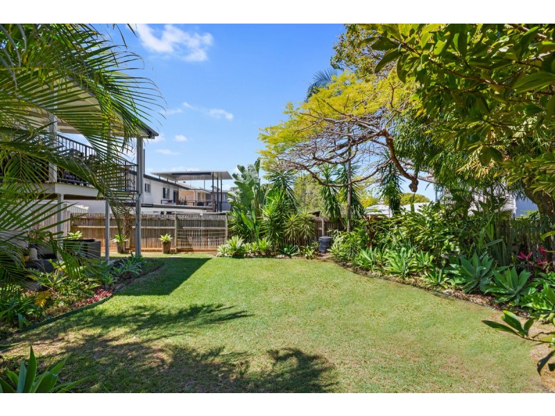 32 Menkira Street, Mansfield QLD 4122