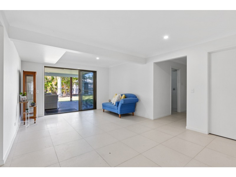 17 Hawk Parade, Thornlands QLD 4164