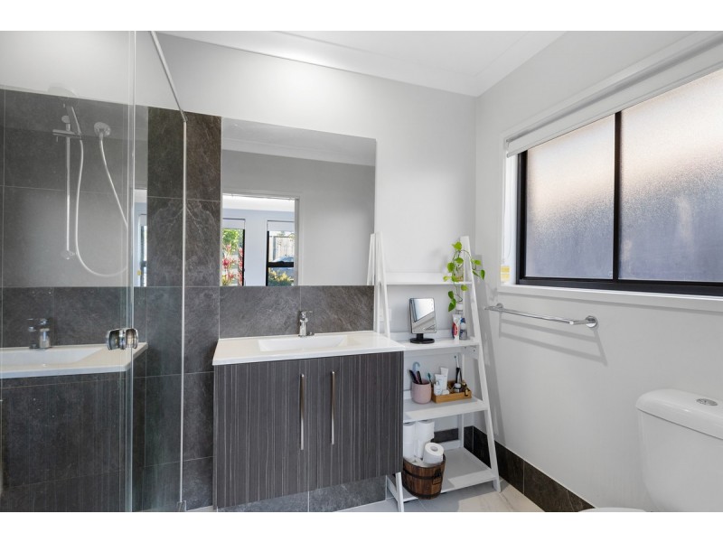 21 Leven Street, Thornlands QLD 4164