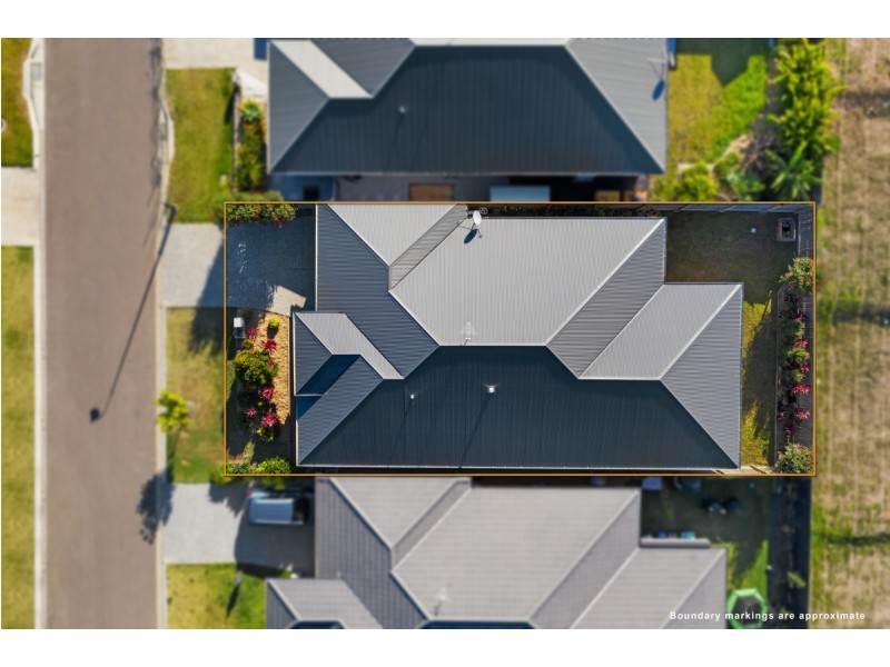 21 Leven Street, Thornlands QLD 4164