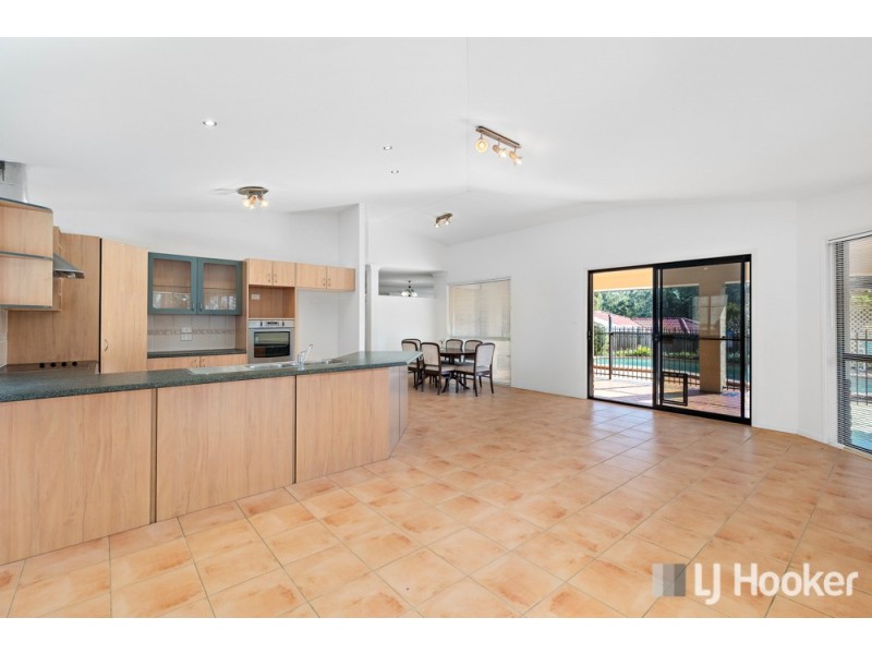3 Mathison Court, Redland Bay QLD 4165