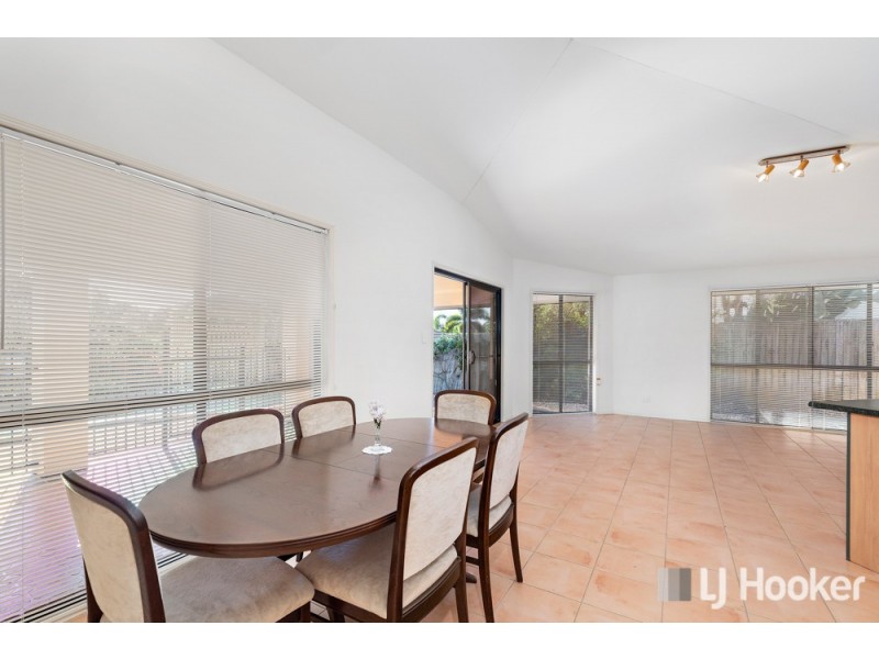 3 Mathison Court, Redland Bay QLD 4165