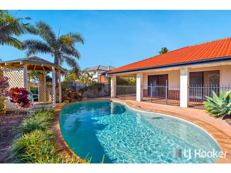 3 Mathison Court, Redland Bay QLD 4165