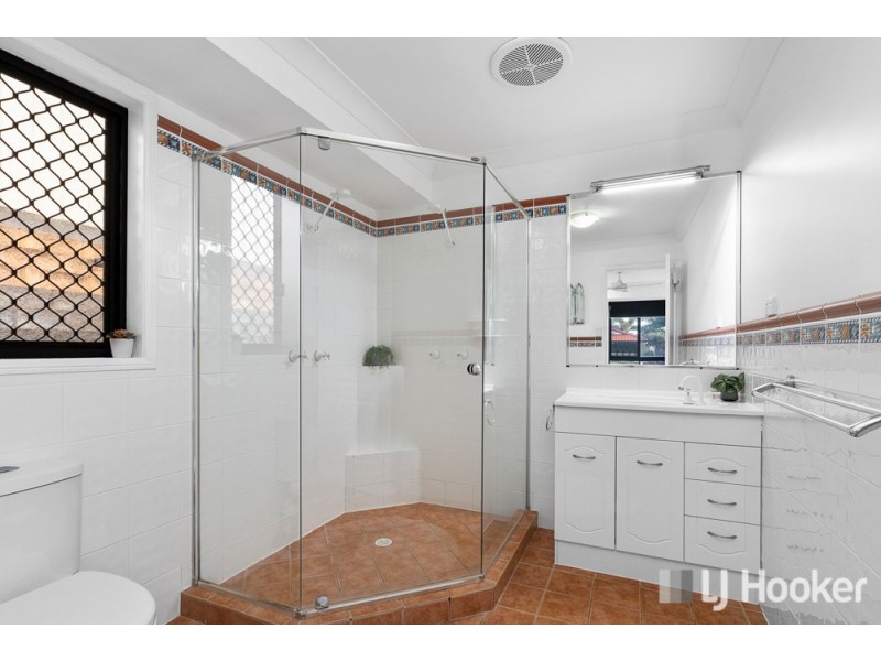 15 Mathison Court, Redland Bay QLD 4165