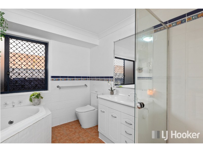 15 Mathison Court, Redland Bay QLD 4165