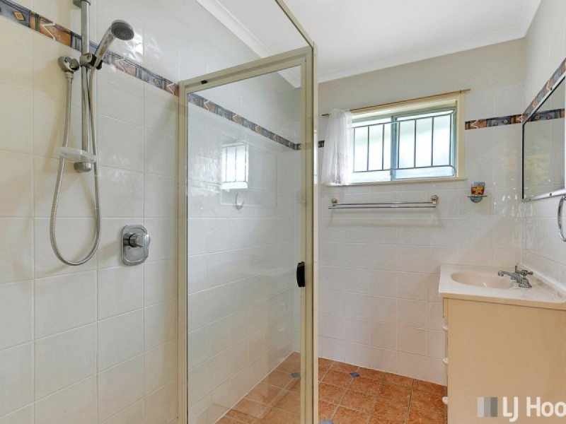 30 Ruth Street, Birkdale QLD 4159