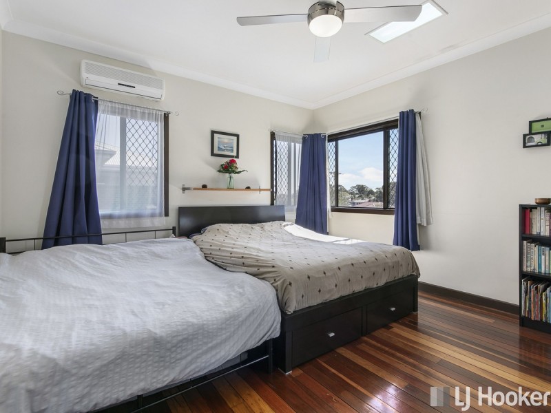 201 Beddoes Street, Holland Park QLD 4121