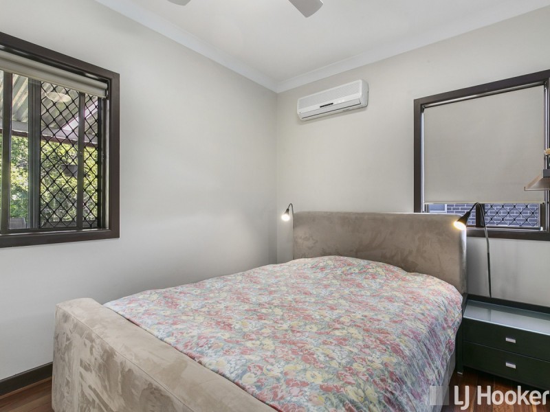 201 Beddoes Street, Holland Park QLD 4121