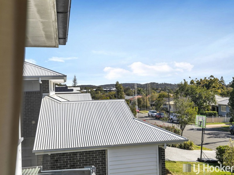 201 Beddoes Street, Holland Park QLD 4121