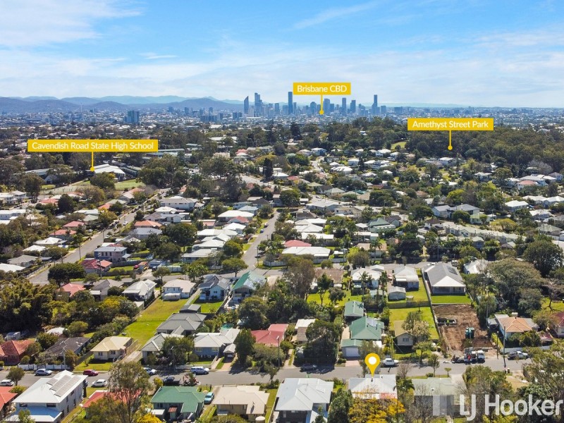 201 Beddoes Street, Holland Park QLD 4121