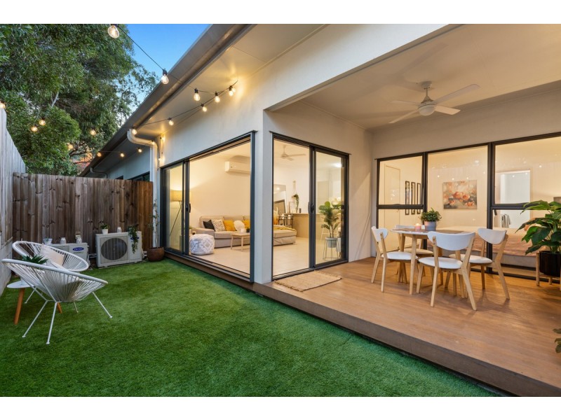 4/27 Pittwin Road North, Capalaba QLD 4157