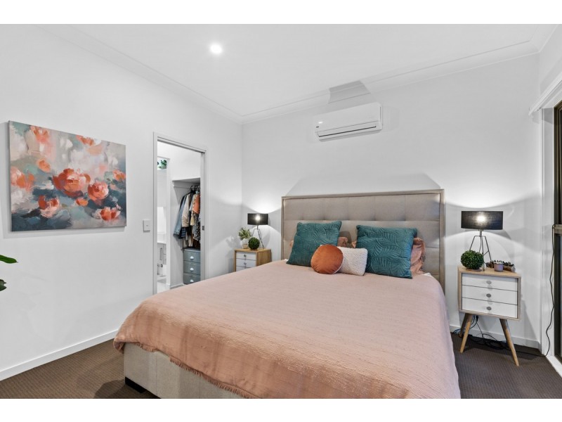 4/27 Pittwin Road North, Capalaba QLD 4157