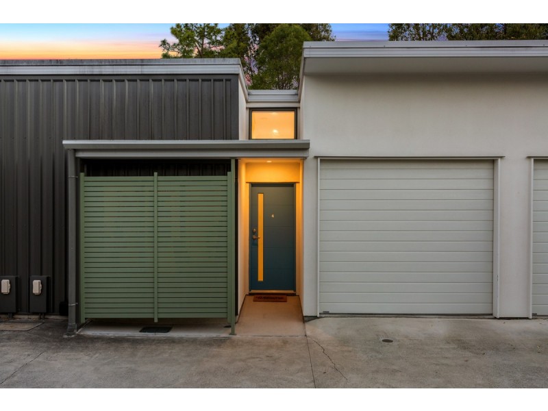 4/27 Pittwin Road North, Capalaba QLD 4157