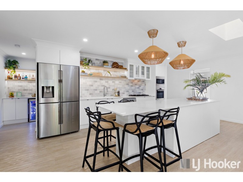 42 Flamingo Crescent, Thornlands QLD 4164