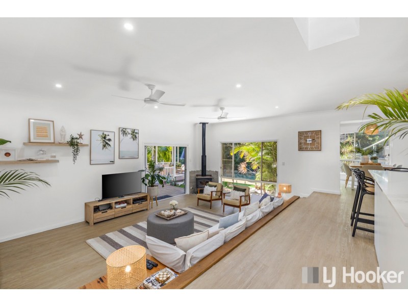 42 Flamingo Crescent, Thornlands QLD 4164