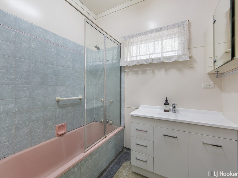 56 Birdwood Road, Holland Park West QLD 4121