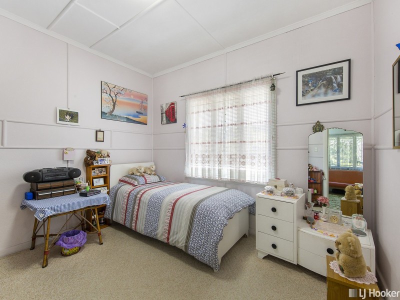 56 Birdwood Road, Holland Park West QLD 4121