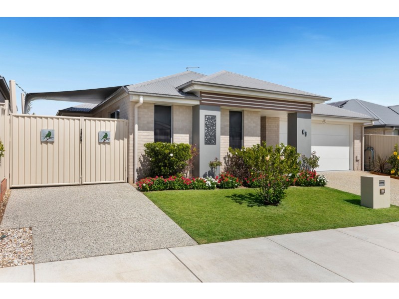 12 Lochie Drive, Redland Bay QLD 4165
