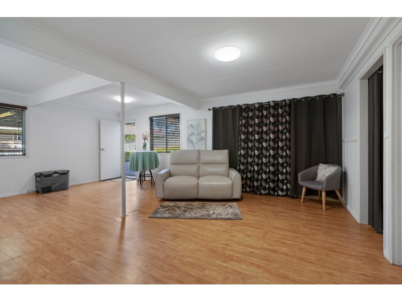 17 Constellation Way, Wynnum QLD 4178