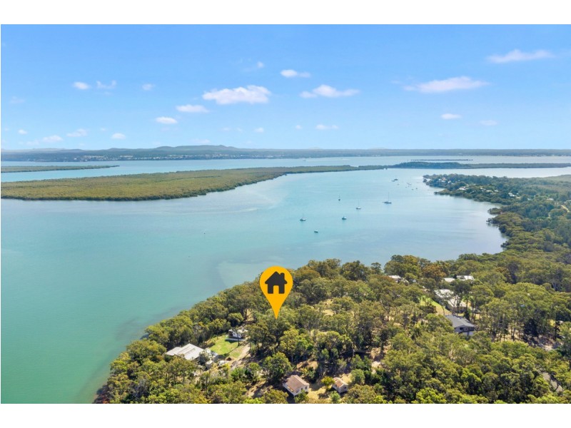 7 Cliff Terrace, Macleay Island QLD 4184