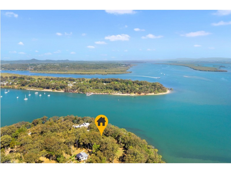 7 Cliff Terrace, Macleay Island QLD 4184