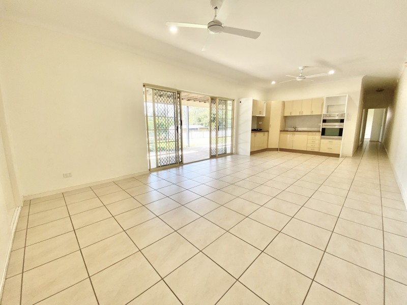 3A Larkspur Street, Redland Bay QLD 4165