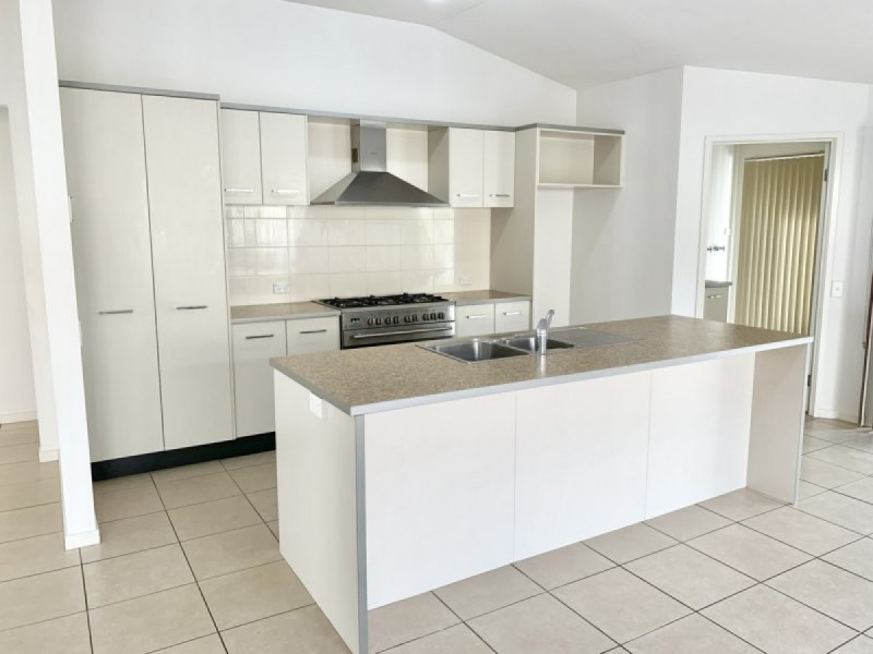 11 Beddoe Street, Thornlands QLD 4164