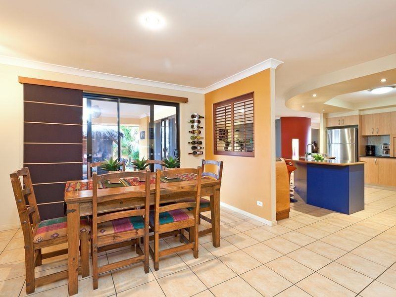 13 Mallan Terrace, Birkdale QLD 4159