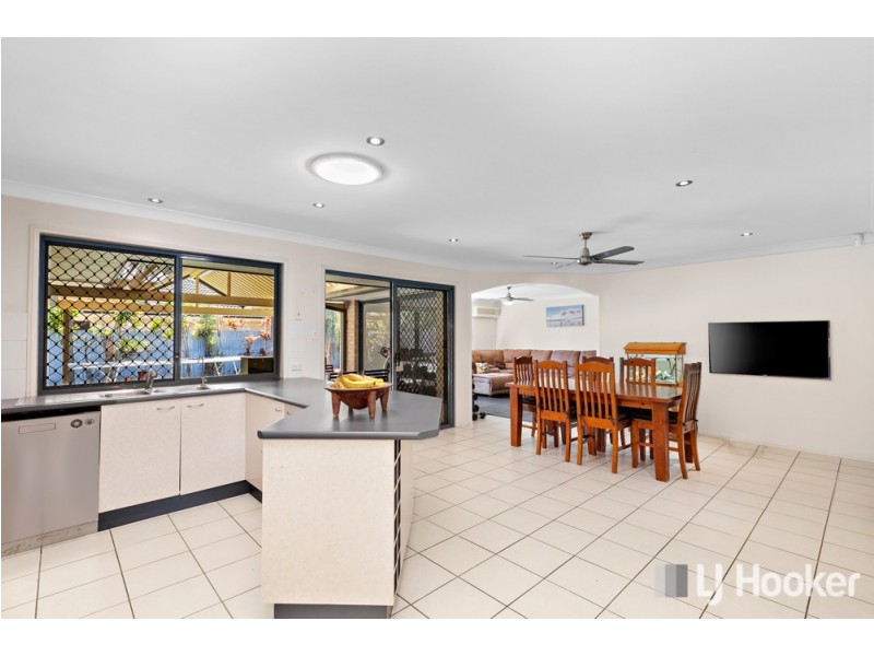 5 Schonrock Street, Wellington Point QLD 4160